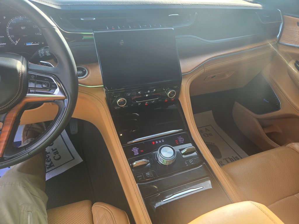 2022 Jeep Grand Cherokee L Summit