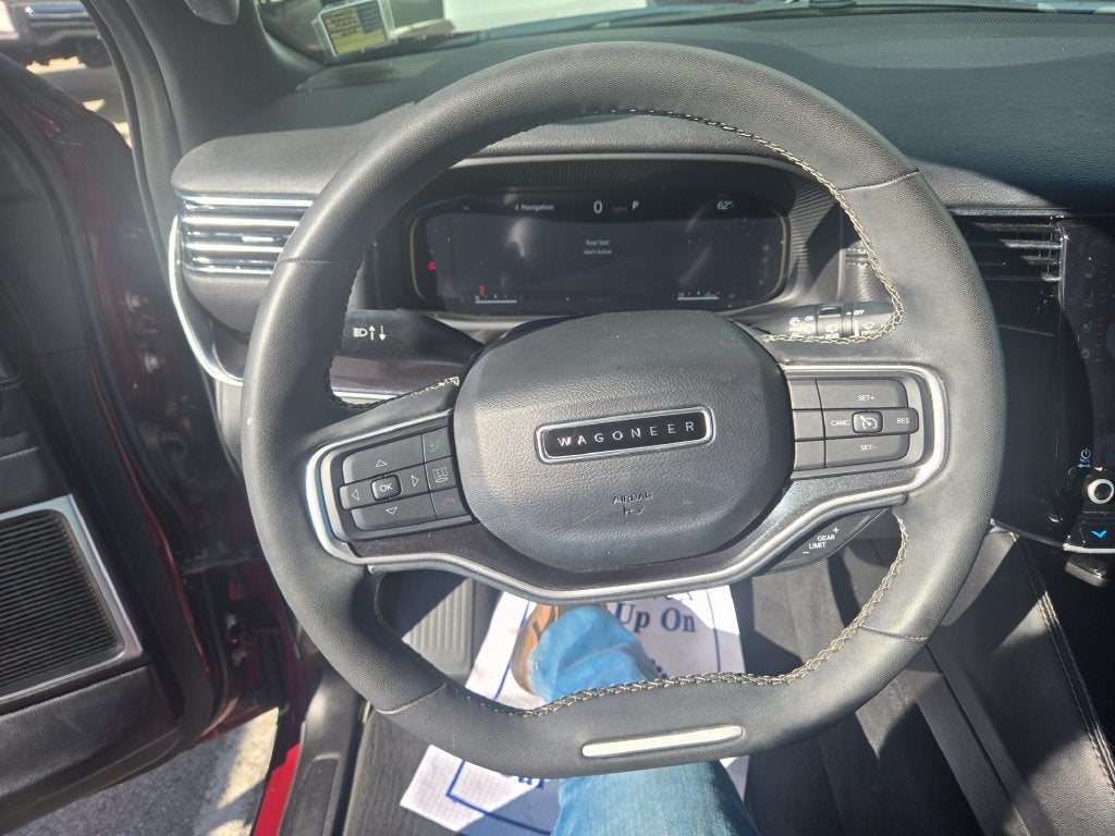 2024 Jeep Wagoneer Base