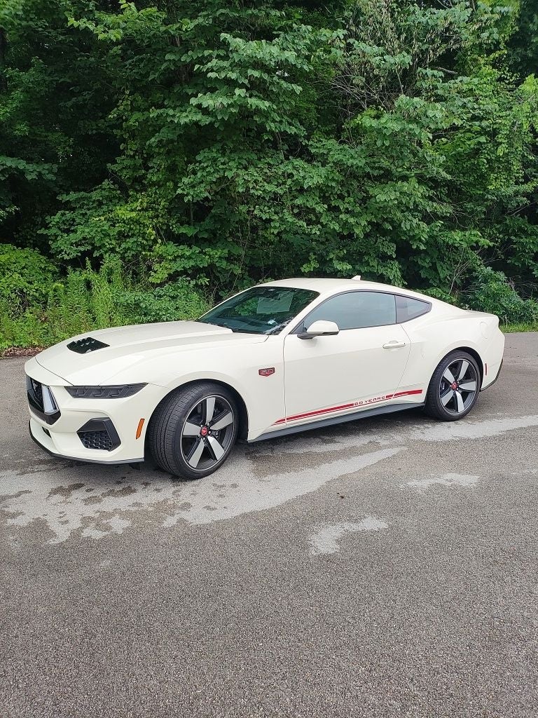 2025 Ford Mustang GT Premium Fastback
