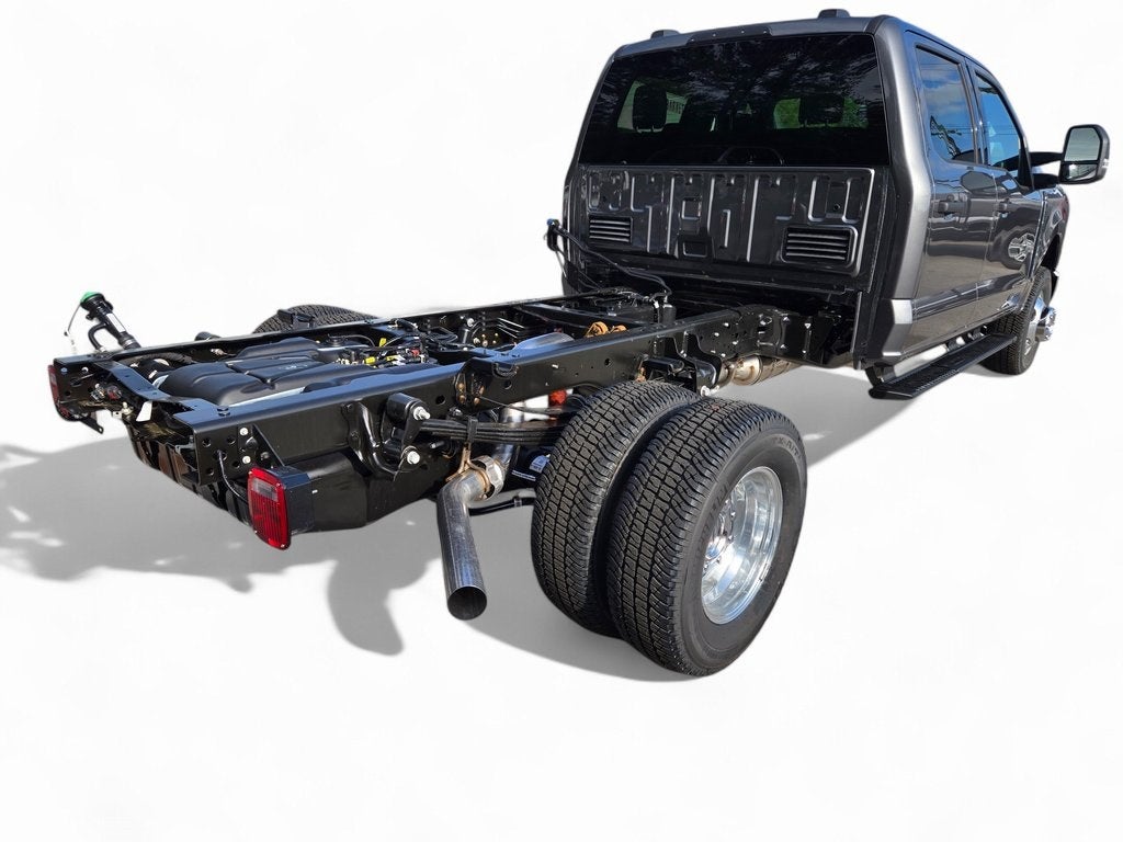 2025 Ford F-350SD F-350® XLT