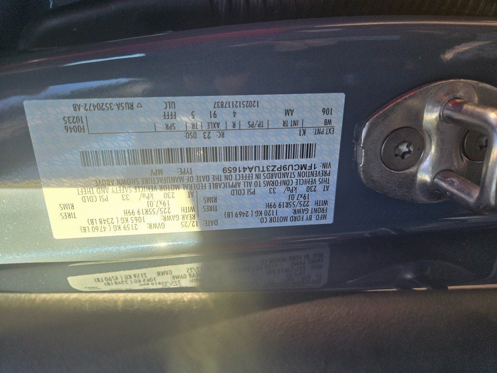 2026 Ford Escape Hybrid ST-Line Elite