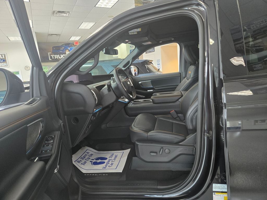 2027 Ford Expedition Max MAX Platinum