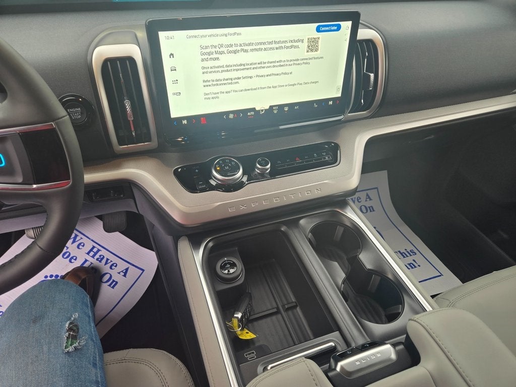 2026 Ford Expedition Active