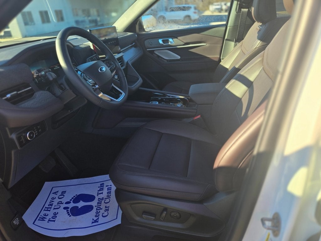 2026 Ford Explorer Platinum™