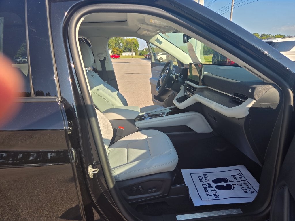 2026 Ford Explorer Platinum™