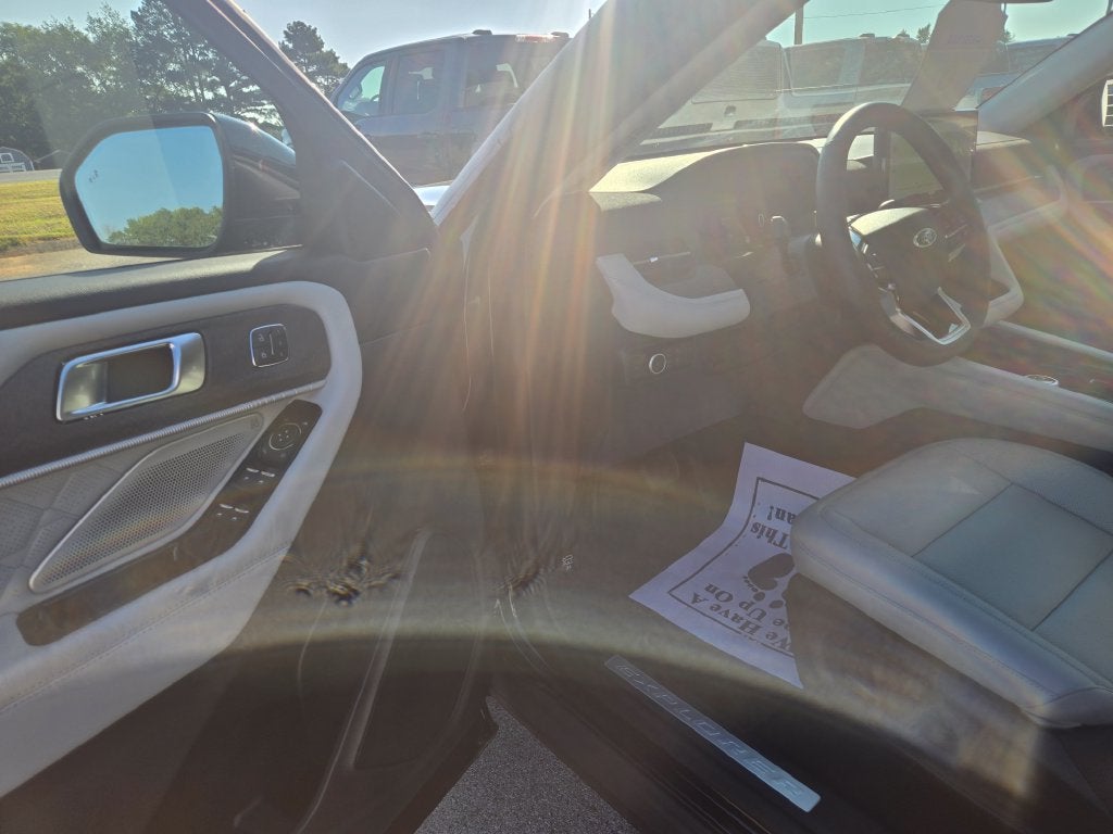 2026 Ford Explorer Platinum™