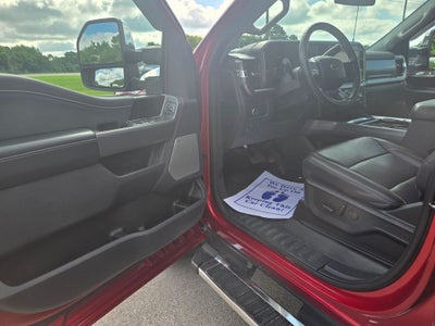 2025 Ford F-350SD Lariat