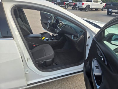 2022 Chevrolet Malibu LS 1LS