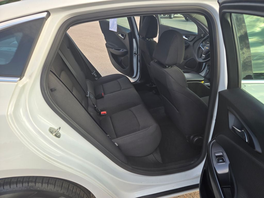 2022 Chevrolet Malibu LS 1LS