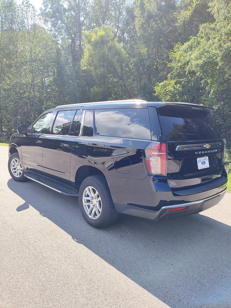2021 Chevrolet Suburban LT - Photo 33