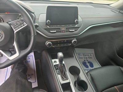 2021 Nissan Altima 2.5 SR