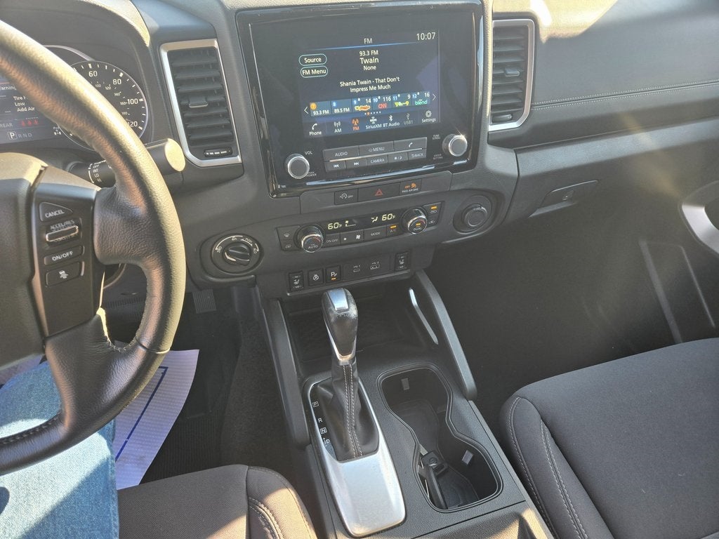 2024 Nissan Frontier SV