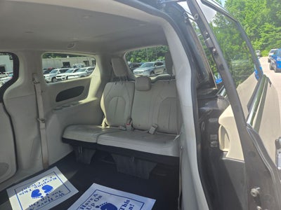 2021 Chrysler Voyager LXI