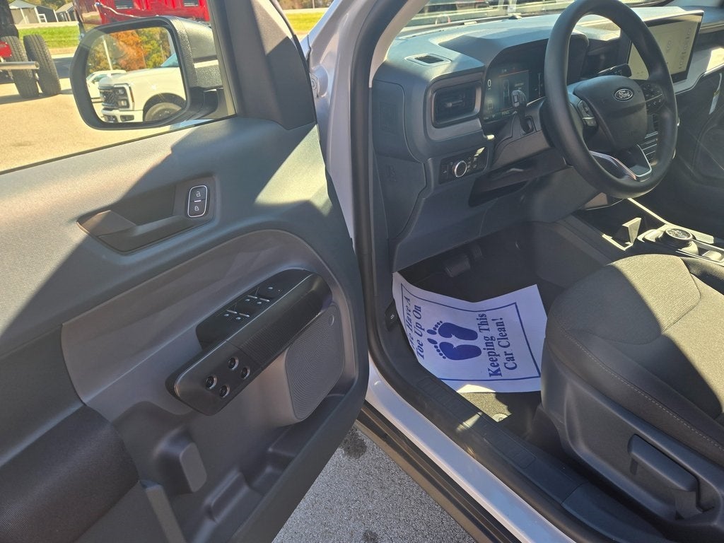 2025 Ford Maverick XL