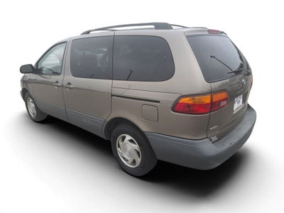 1998 Toyota Sienna LE