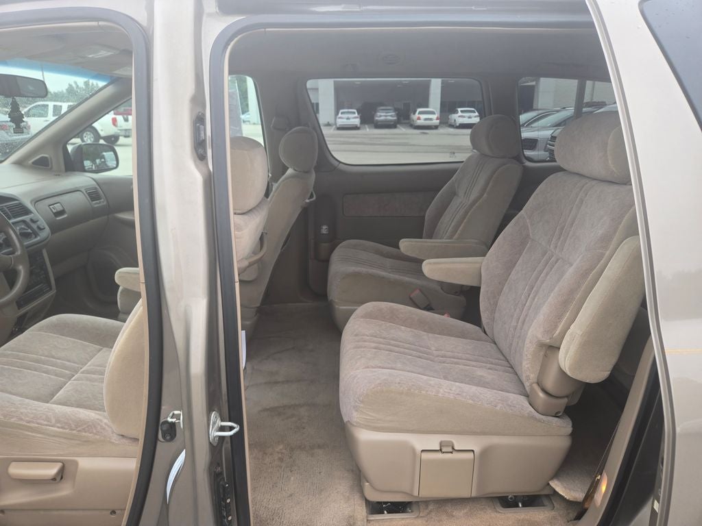1998 Toyota Sienna LE