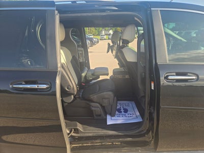 2025 Toyota Sienna Platinum 7 Passenger