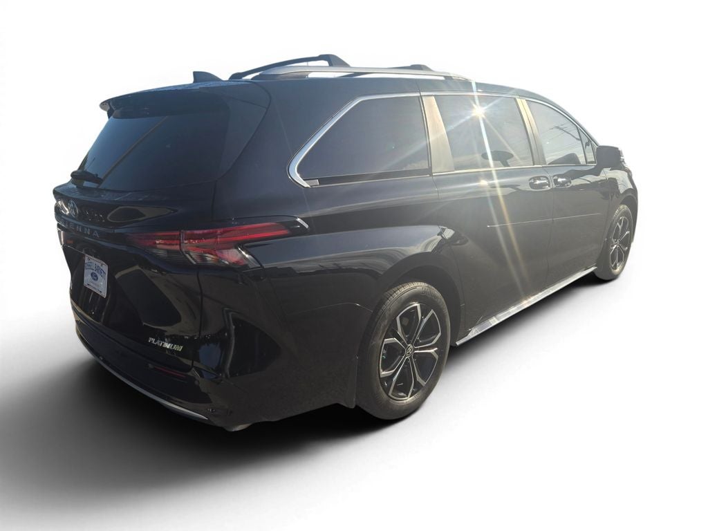 2025 Toyota Sienna Platinum 7 Passenger