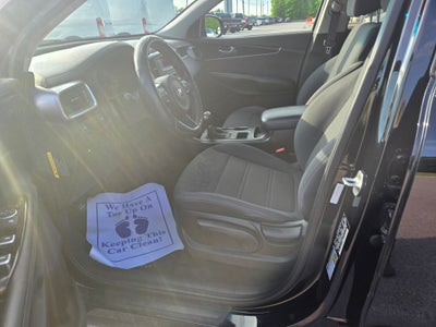 2017 Kia Sorento L