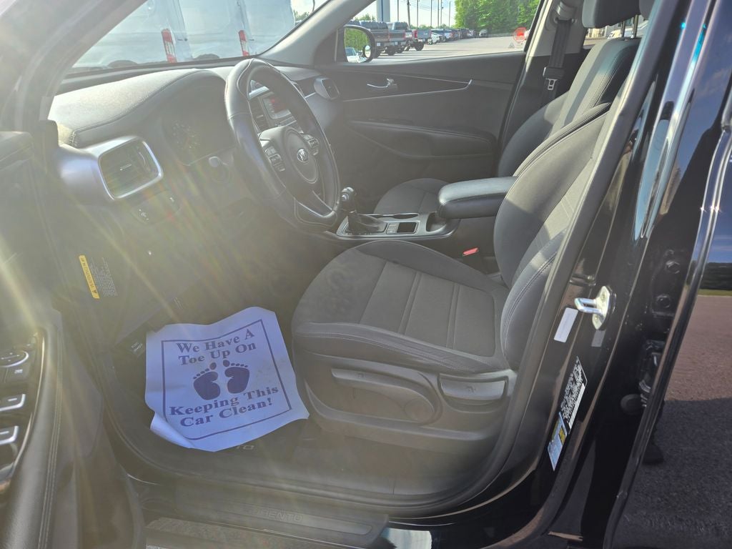 2017 Kia Sorento L